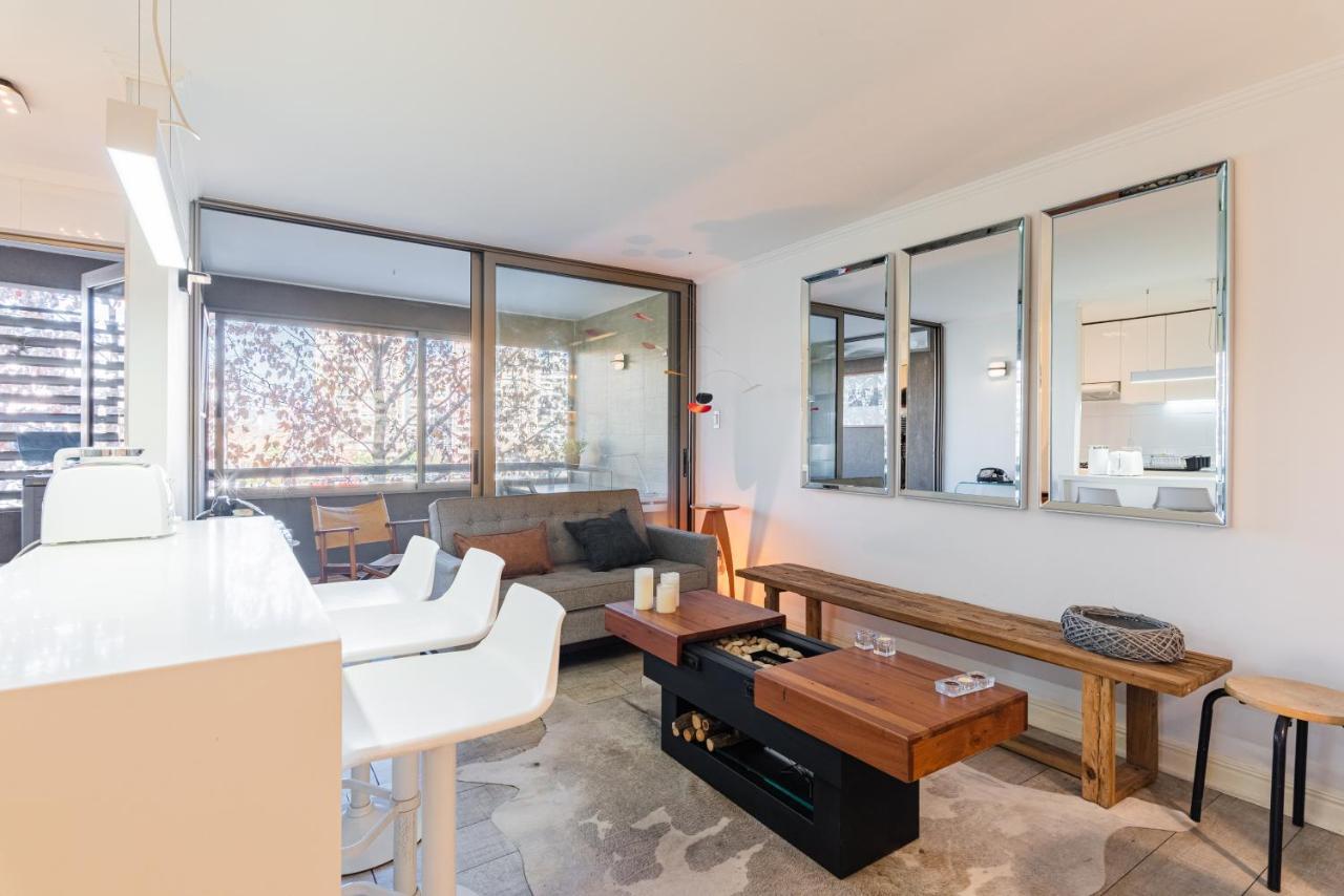 Vitacura Zen 2br W/ Parking, Wifi, Gym & Mall * Santiago